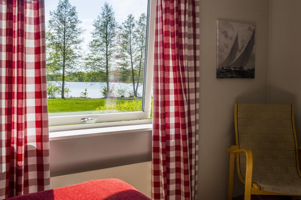Hotell Sjoevillan Upplands-Väsby Extérieur photo